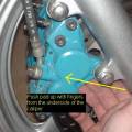 cleaning_and_flushing_brakes_11.jpg